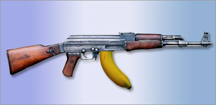 Dole misstänks också för att sälja bananer till krigförande länder.