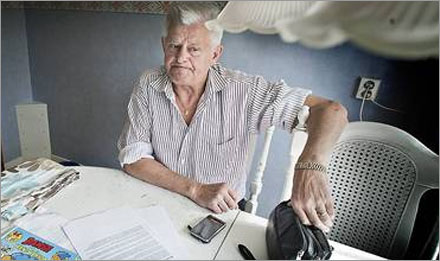 Albin Sjöström 72, i Hudiksvall är upprörd över sin låga telefonräkning.