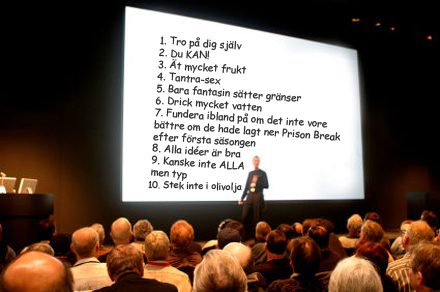 Föreläsaren på bilden har nästan inget med artikeln att göra. Föreläsaren på bilden har nästan inget med artikeln att göra.